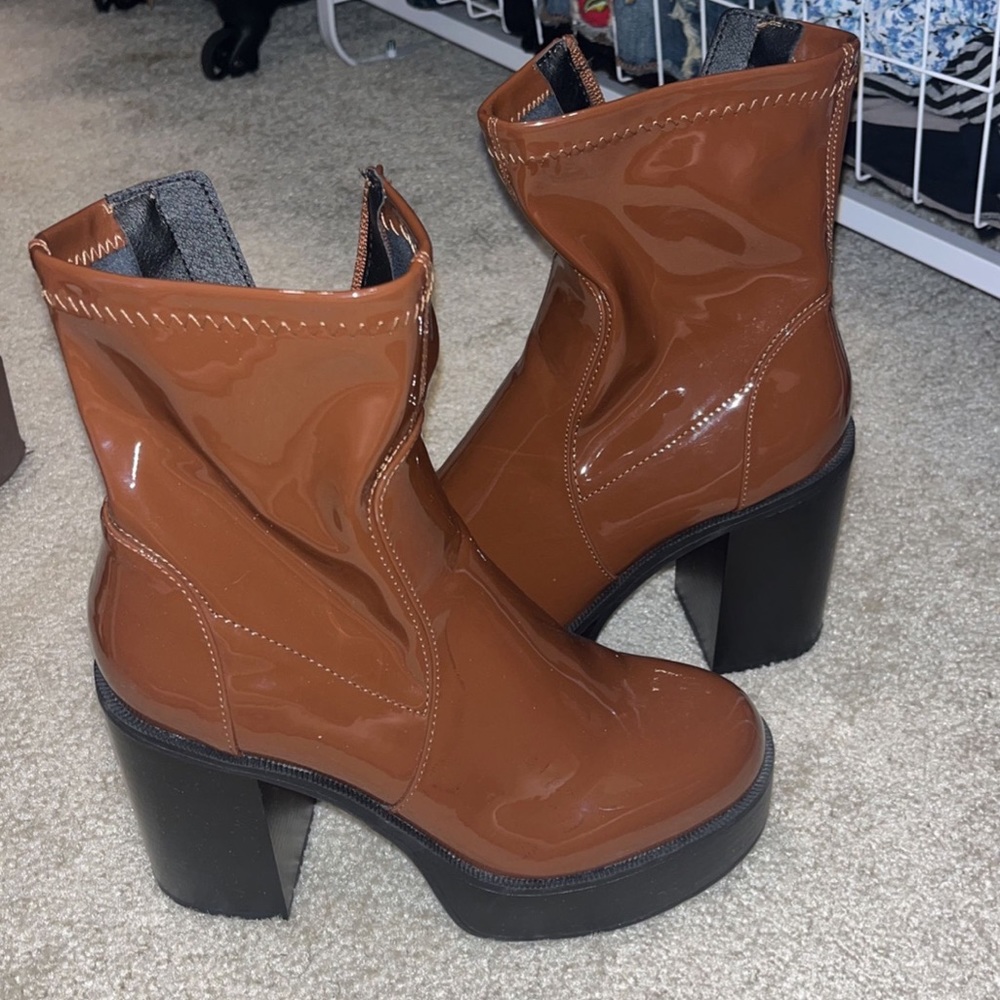 Madden Girl Boots